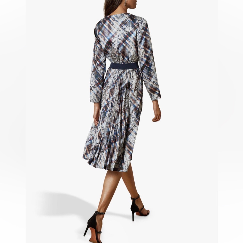 New Ted Baker London womens quartz printed midi long sleave dress Fit S-M - Picture 2 of 16